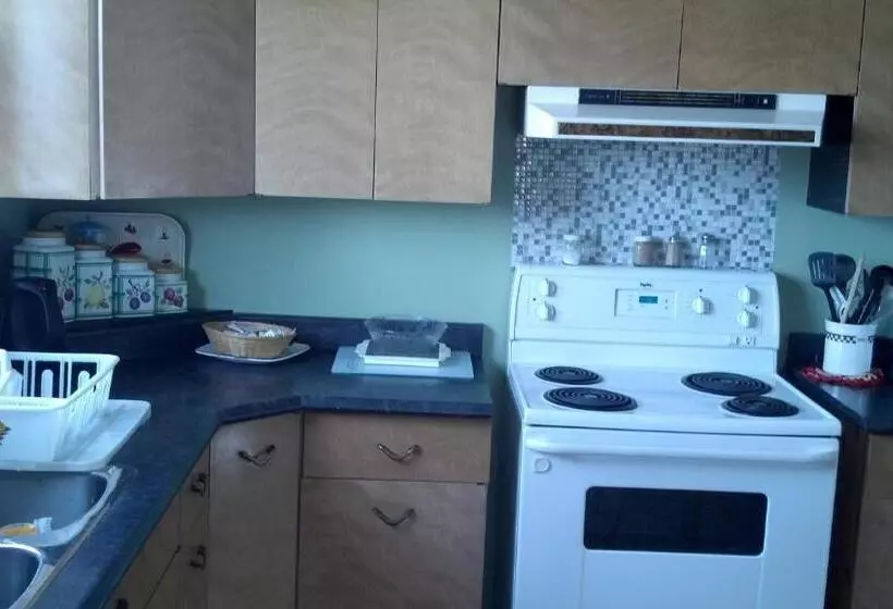 Retkeilymaja Exploits Inn And Suites