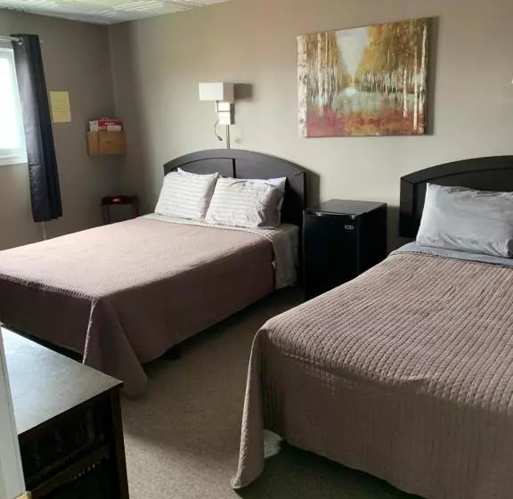 Retkeilymaja Exploits Inn And Suites