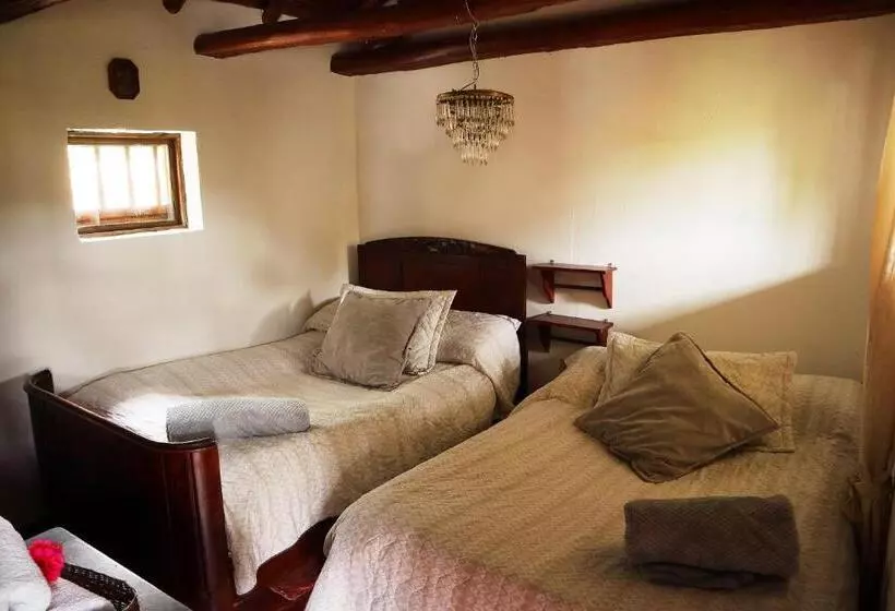 Retkeilymaja Posada El Portal De La Loma