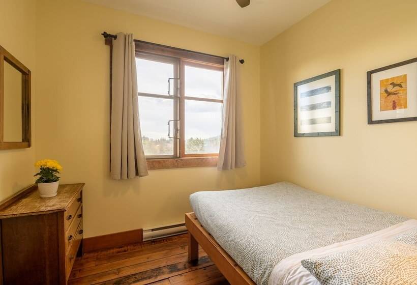 فندق صغير Riding Fool Accommodation