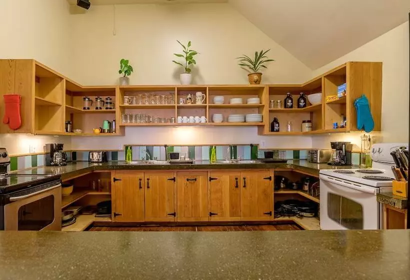 Retkeilymaja Riding Fool Accommodation