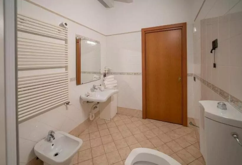 Aamiaismajoitus (B&B) Albergo Diffuso Vulcano Village