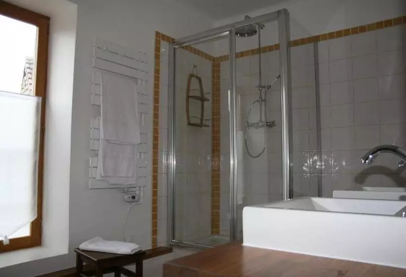 Aamiaismajoitus (B&B) Au Relais De Chaussy