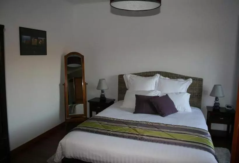 Aamiaismajoitus (B&B) Au Relais De Chaussy