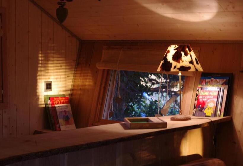 민박 Domaine Des Grands Cèdres