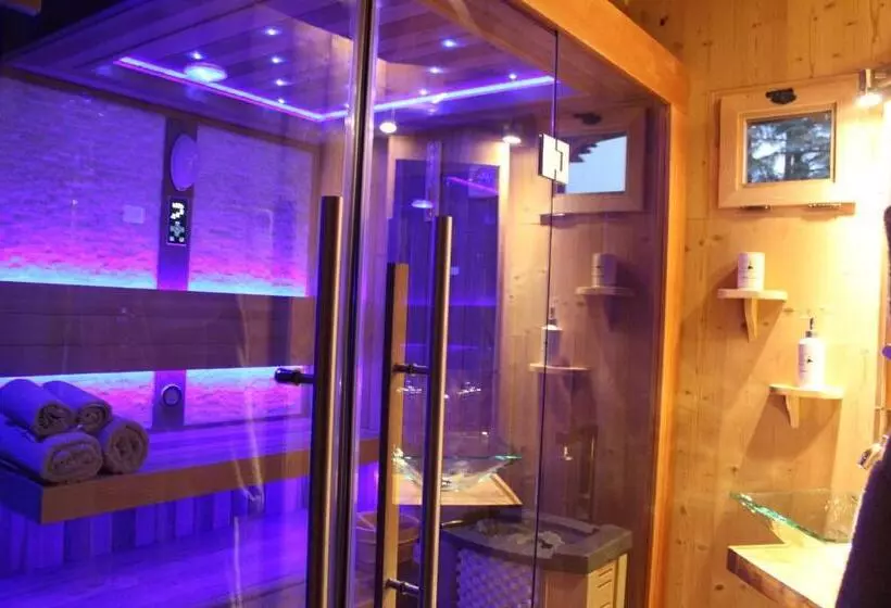 ベッドアンドブレックファースト Domaine Des Grands Cèdres