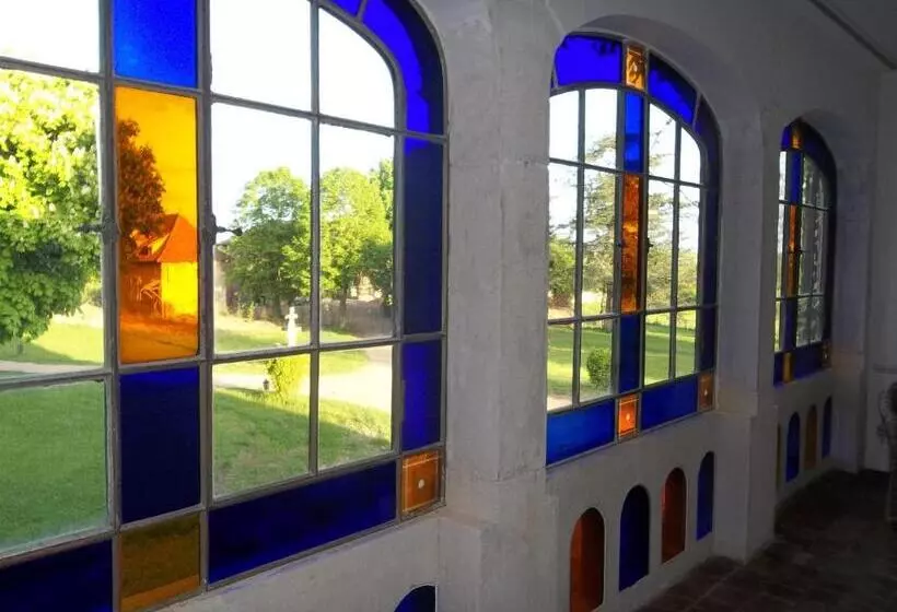 ベッドアンドブレックファースト Domaine Des Grands Cèdres