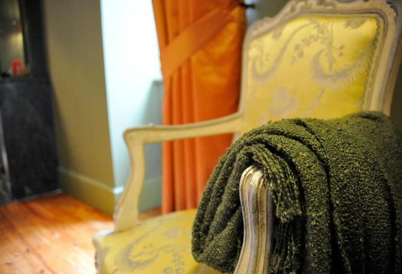 민박 Domaine Des Grands Cèdres