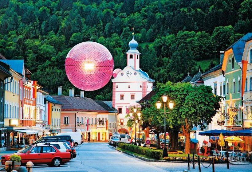 ベッドアンドブレックファースト Gasthof Kohlmayr