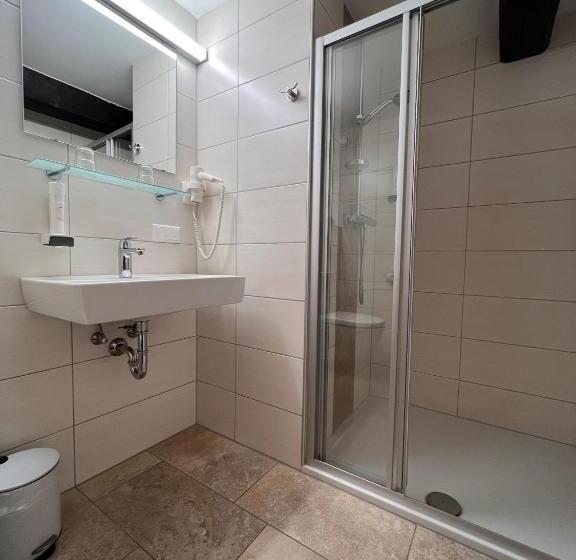 ベッドアンドブレックファースト Gasthof Kohlmayr