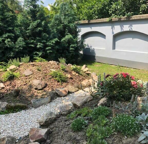 Bed and Breakfast Kerekes Panzió és étterem