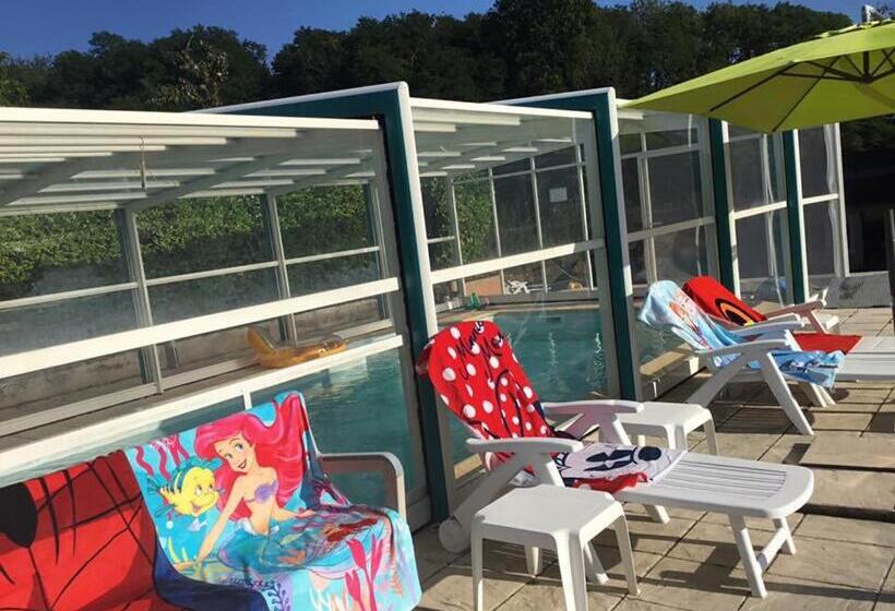 مبيت وإفطار La Ferme De Montard