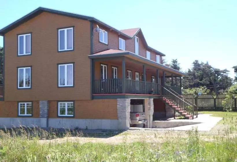 Gîte La Maison Chez J.p. Bed And Breakfast