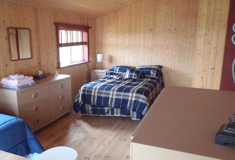 Gîte La Maison Chez J.p. Bed And Breakfast