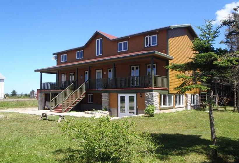 Gîte La Maison Chez J.p. Bed And Breakfast