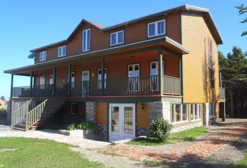 Gîte La Maison Chez J.p. Bed And Breakfast