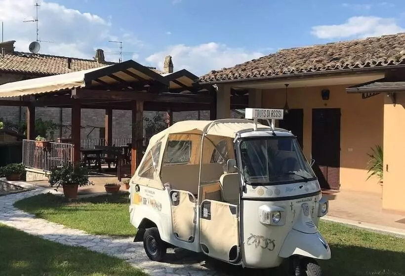 Hotelli Agriturismo Il Castello