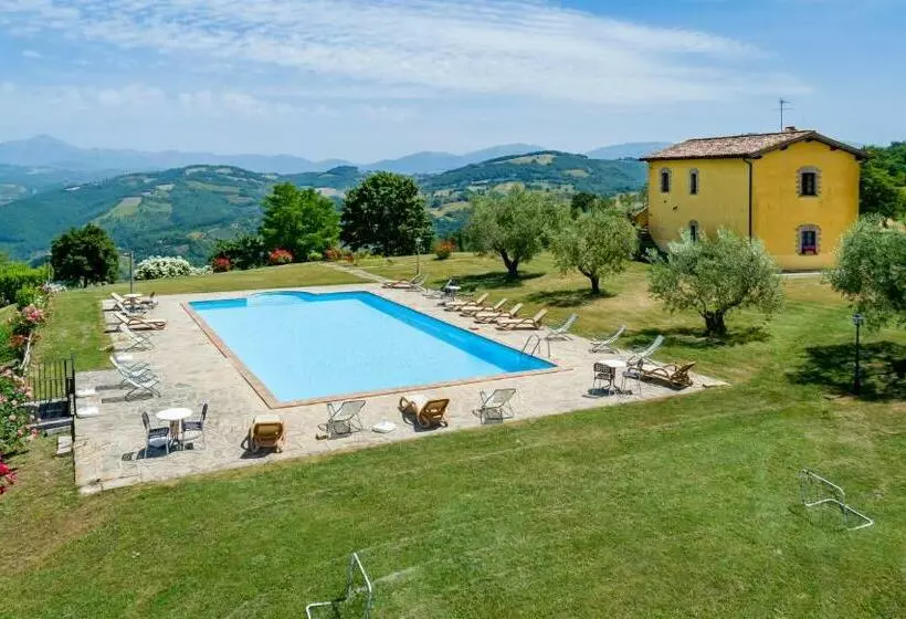 Hotelli Agriturismo Tenuta Di Biscina