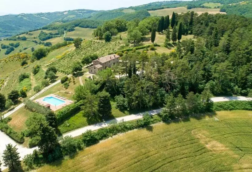Hotelli Agriturismo Tenuta Di Biscina