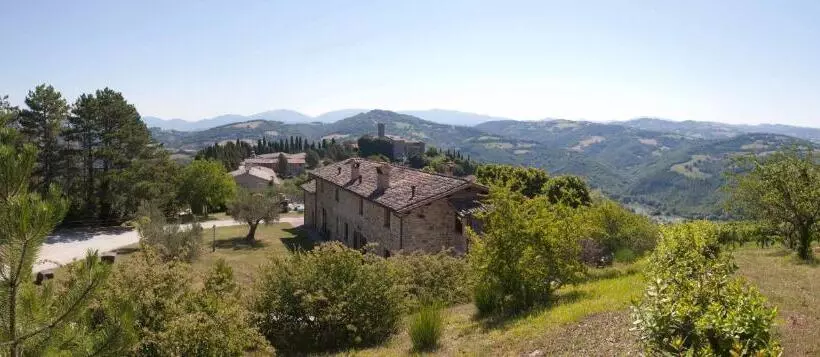 Hotelli Agriturismo Tenuta Di Biscina