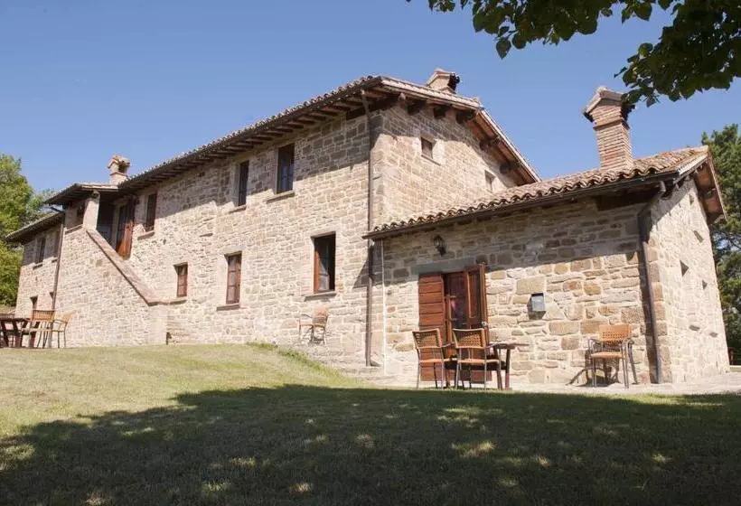 Hotelli Agriturismo Tenuta Di Biscina