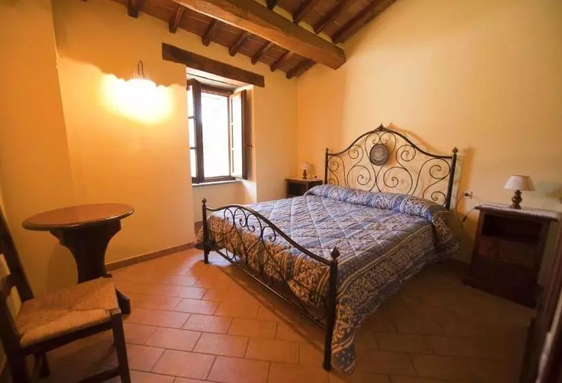 Hotelli Agriturismo Tenuta Di Biscina