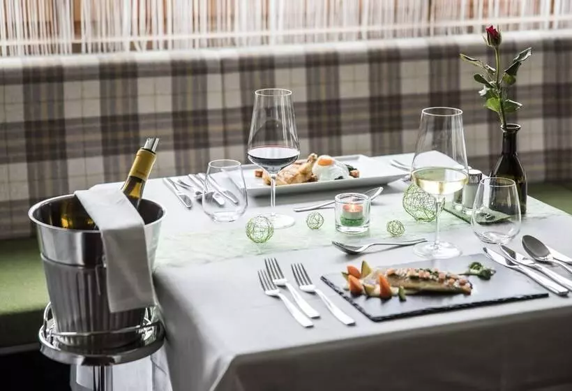 Hotelli Burgaunerhof