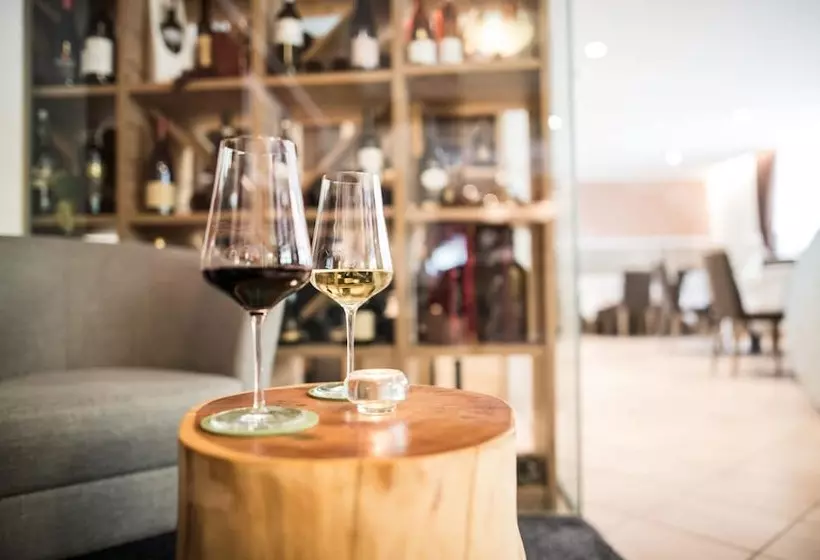 Hotelli Burgaunerhof