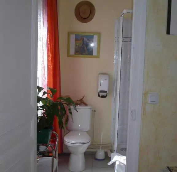 ホテル Hôtel Le Dauphin