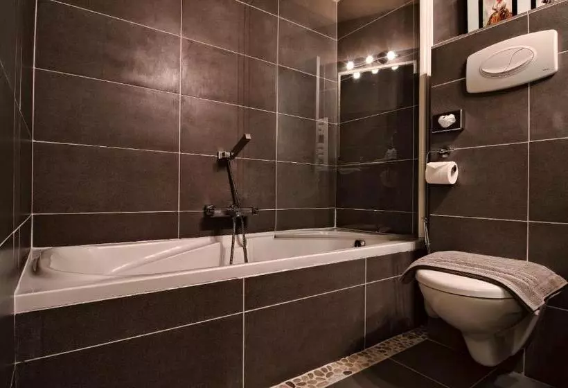 ホテル Le Mas Du Pont Roman