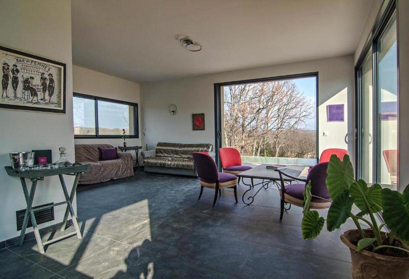 Отель Le Mas Du Pont Roman