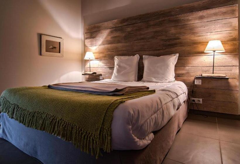 Отель Le Mas Du Pont Roman