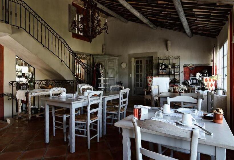 Отель Le Mas Du Pont Roman