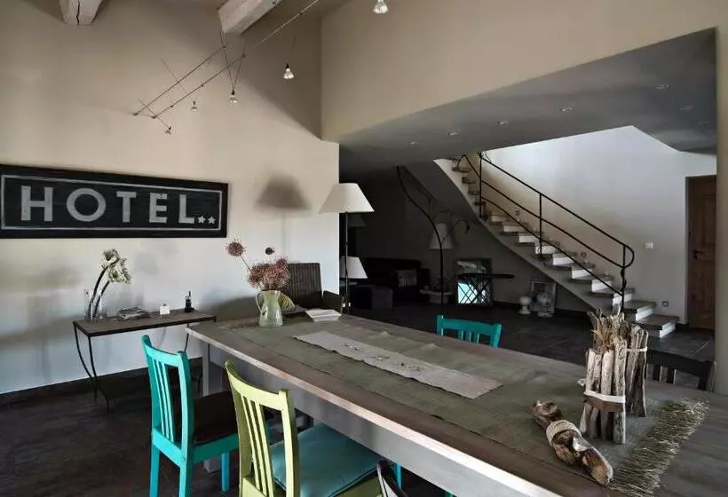 ホテル Le Mas Du Pont Roman