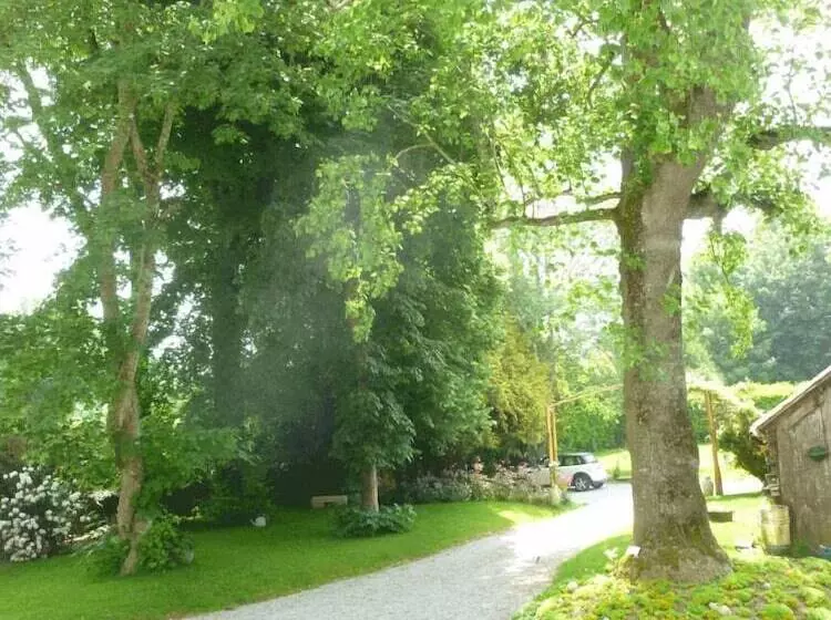 Majatalo Château Bily B&b Hôtel