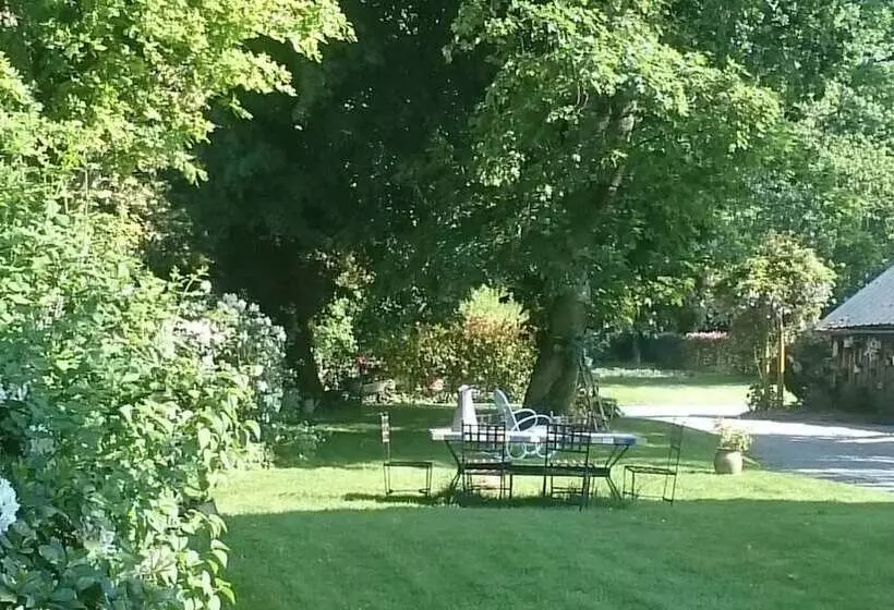 Majatalo Château Bily B&b Hôtel