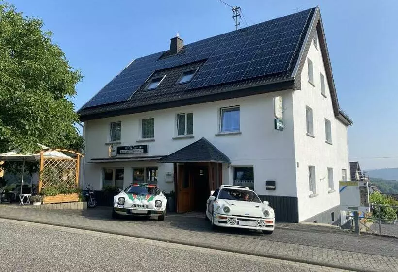 Majatalo Garni Zum Adenauer Forst