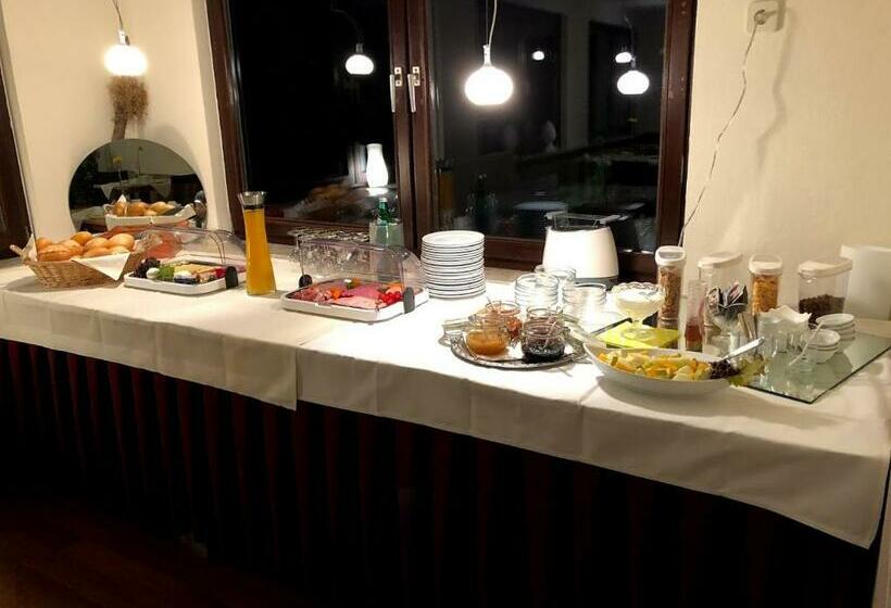 膳宿费 Garni Zum Adenauer Forst