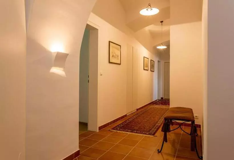 ペンション Gasthof Bräuer   Familie Eibensteiner