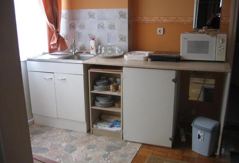 بنسيون Keletifény Vendégház