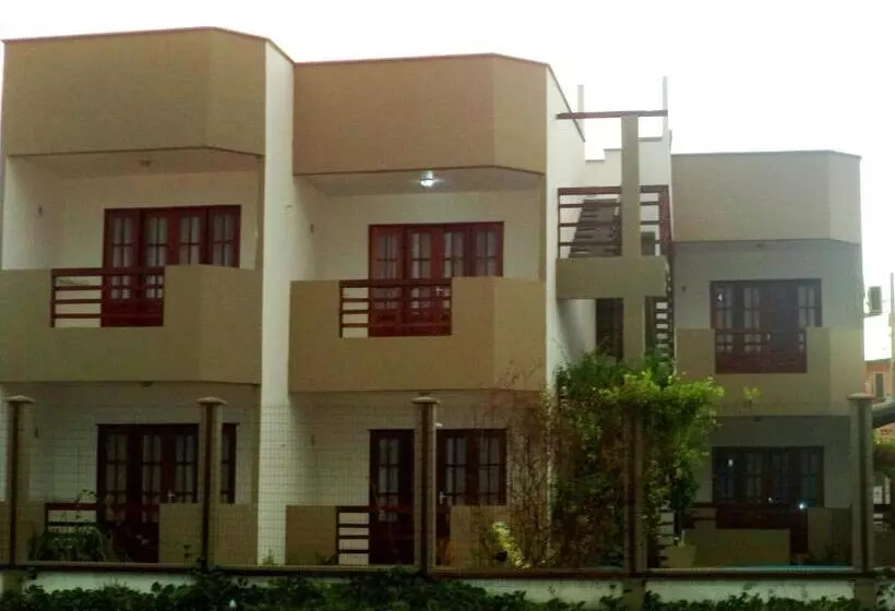 ペンション Pousada Na Beira Do Mar