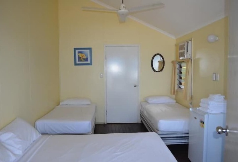 渡假胜地  Crab Claw Island