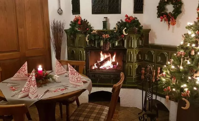 Waldgasthof & Hotel Am Sauwald