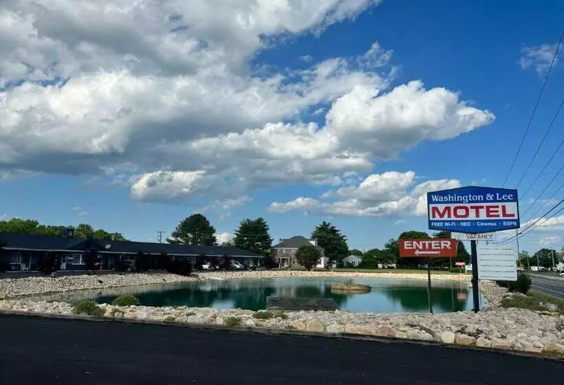 Washington & Lee Motel