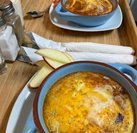 ユースホステル Groundswell Pub & Inn