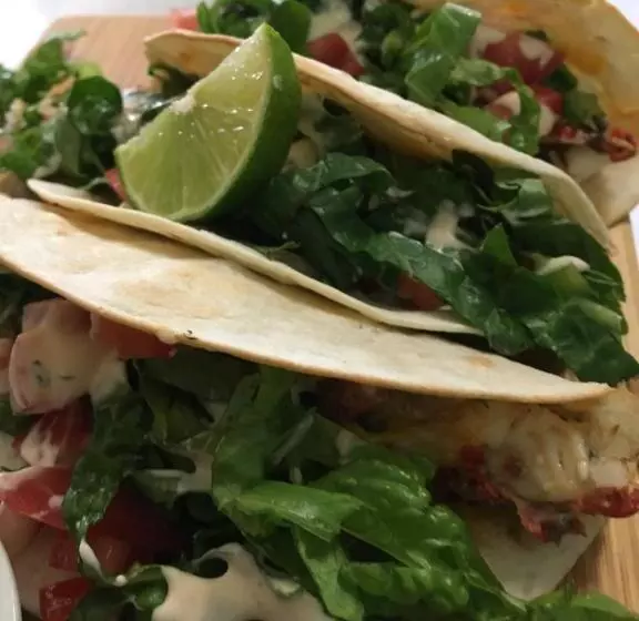 ユースホステル Groundswell Pub & Inn