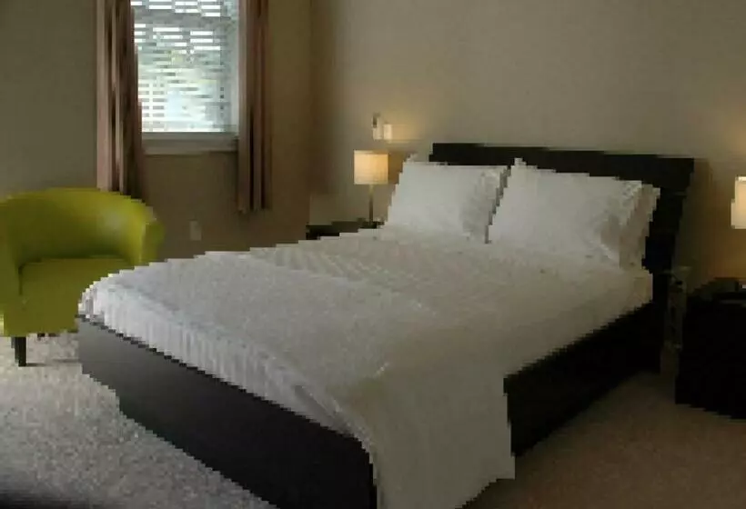 Retkeilymaja Haven Point Inn