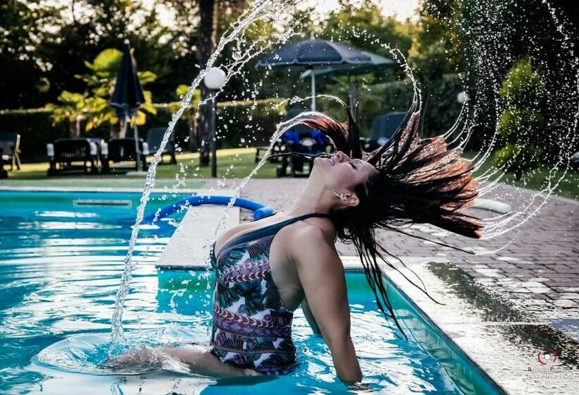 تختخواب و صبحانه Agriturismo Parco Campofelice