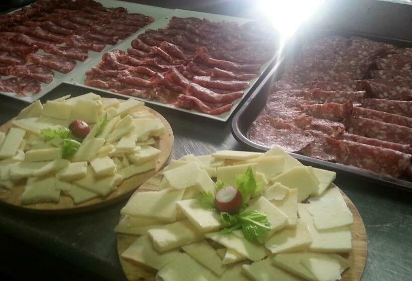 تختخواب و صبحانه Agriturismo Parco Campofelice