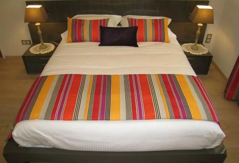 ベッドアンドブレックファースト Chambre Hôte/spa Quermaurelle